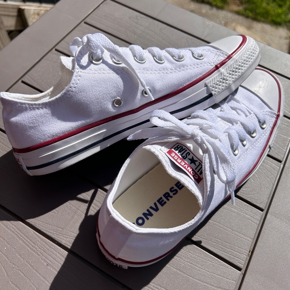 New! White Converse low tops